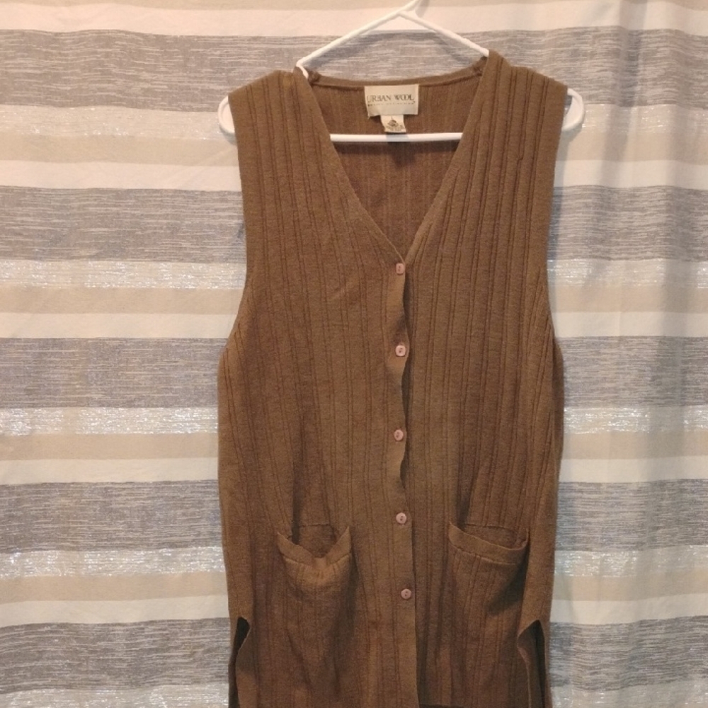 Brown Sleeveless Sweater Vest